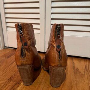 Tan Rag & Bone ankle boot, Size 38.5